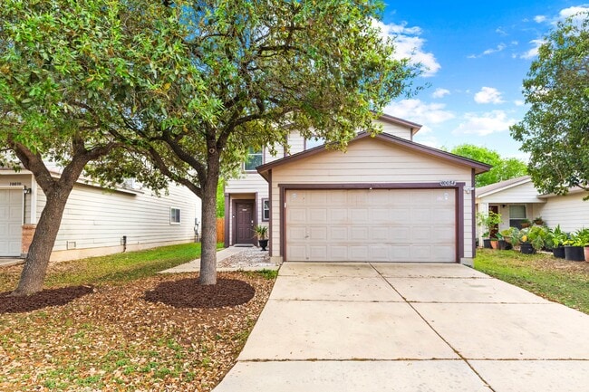 10034 Southern Sun in San Antonio, TX - Building Photo - Building Photo