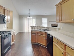 821 Beranda Cir in Douglasville, GA - Building Photo - Building Photo