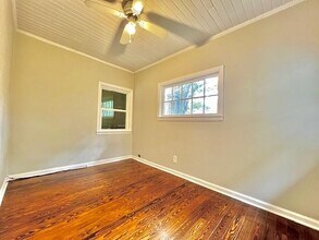 428 Medlock Rd in Decatur, GA - Foto de edificio - Building Photo