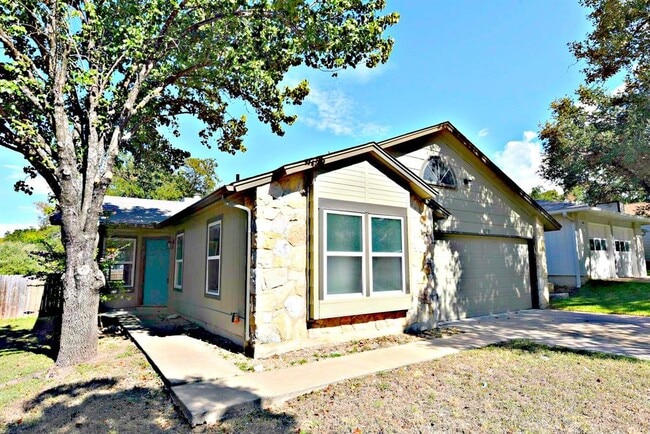 12719 Acadian Trail in Austin, TX - Building Photo - Building Photo