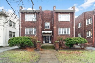 Derbyshire Bldg in Cleveland, OH - Building Photo - Primary Photo