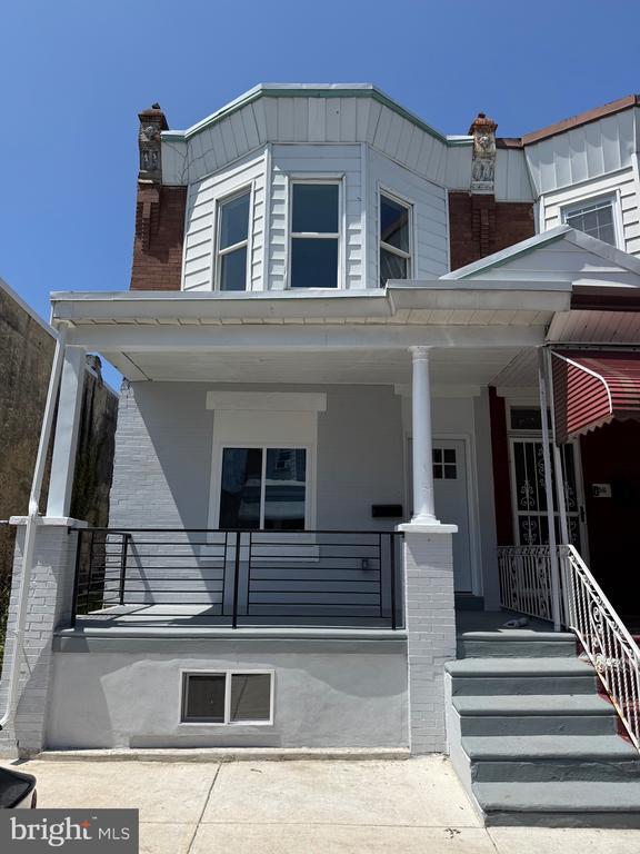 property at 54 N Ruby St