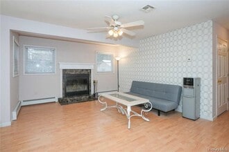 43 Martins Rd in Huguenot, NY - Building Photo - Building Photo