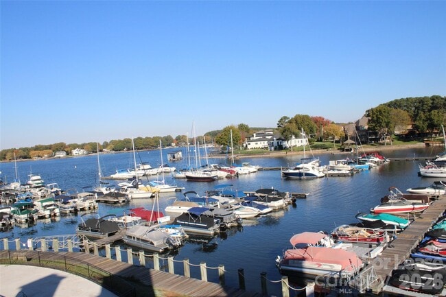 property at 18749 Vineyard Point Ln