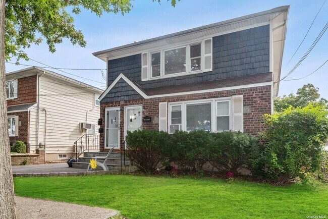 property at 176 Nassau Blvd