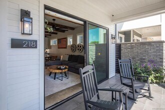 218 J Ave in Coronado, CA - Building Photo - Building Photo