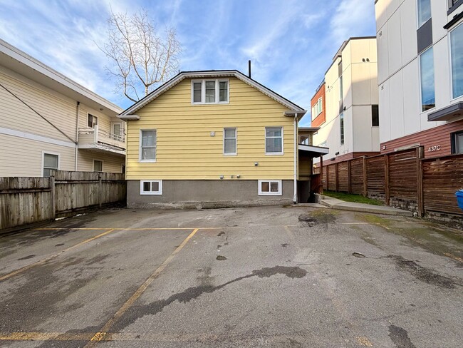 433 NE 73rd St in Seattle, WA - Building Photo - Building Photo