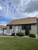 616 Boston Rd in Syracuse, NY - Building Photo