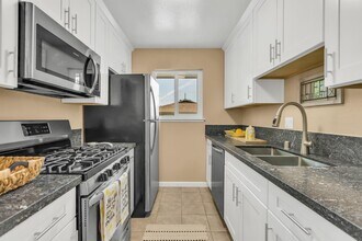 6452 Bremen Dr, Unit 6452 Bremen Drive 4 in Citrus Heights, CA - Building Photo - Building Photo