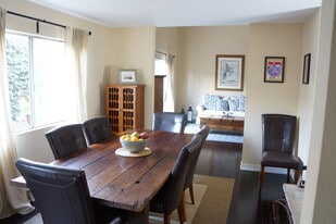 1731 Harriman Ln in Redondo Beach, CA - Building Photo