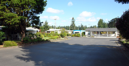 930 Trosper Rd SW in Tumwater, WA - Building Photo - Building Photo