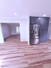 6686 Hythe St NW in Canton, OH - Building Photo - Building Photo