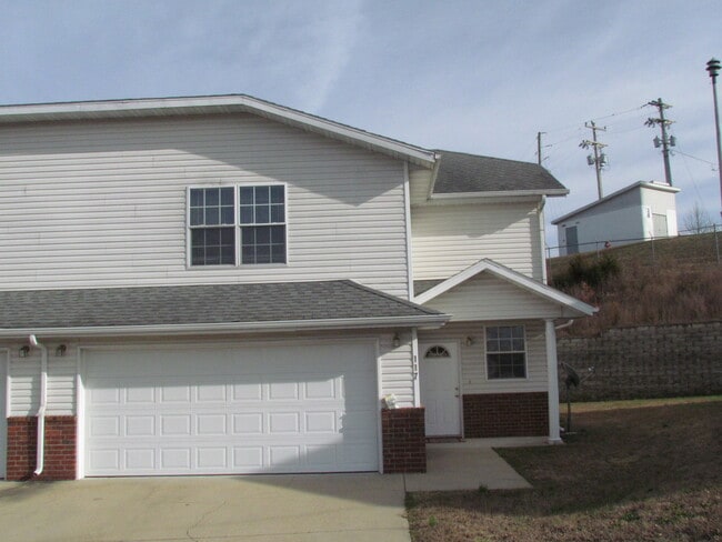 property at 117 Hickory Ridge Dr