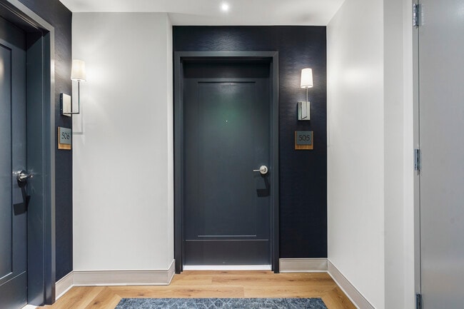 1 US-1 in Falmouth, ME - Building Photo - Building Photo