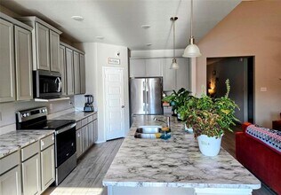 1621 Abbottsford Ave in Aubrey, TX - Building Photo - Building Photo