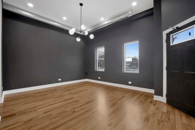 1956 W 21st Pl in Chicago, IL - Building Photo - Building Photo