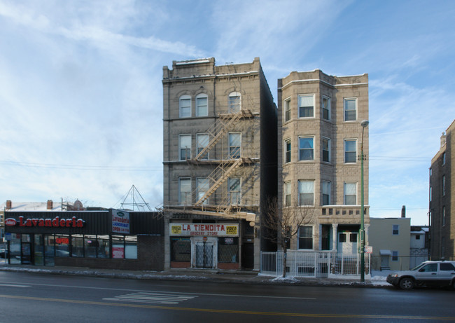 1854 S Ashland Ave in Chicago, IL - Foto de edificio - Building Photo