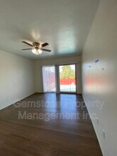 5661 Dorothy Way in San Diego, CA - Building Photo - Building Photo