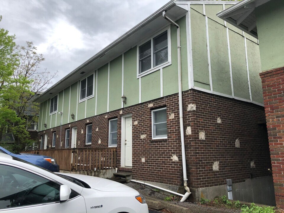 1619 Wilson Ave in Columbia, MO - Building Photo
