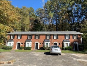 1103 Booth Ct SW in Marietta, GA - Building Photo - Building Photo