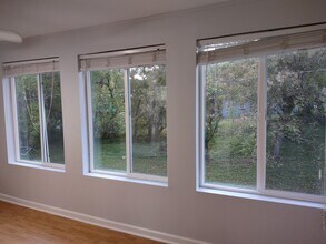 1310 Knob Creek Rd in Johnson City, TN - Foto de edificio - Building Photo