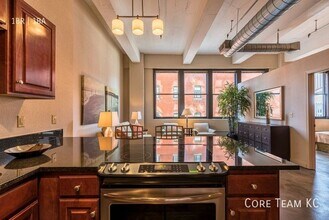 1537 Walnut St in Kansas City, MO - Building Photo - Building Photo
