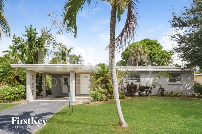 property at 3141 SW 17th St