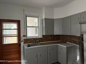 1018 Madison Ave in Scranton, PA - Building Photo - Building Photo