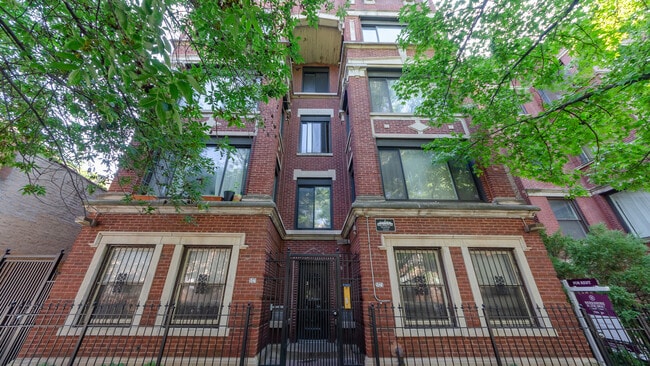 property at 5123 S Ingleside Ave