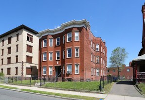 146-148 Jefferson St Apartments