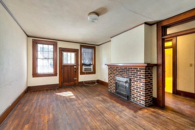 25 W Charlotte Ave in Sumter, SC - Building Photo - Building Photo