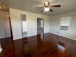 137 SE 1st St in Moore, OK - Building Photo - Building Photo