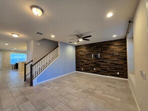 8642 Vedder Ln in Orlando, FL - Building Photo - Building Photo