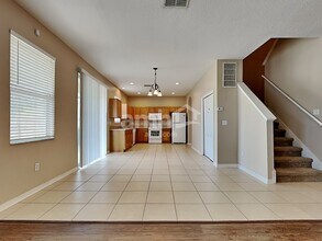 11228 Madison Park Dr in Tampa, FL - Building Photo - Building Photo