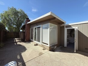 1652 Borden St in San Mateo, CA - Building Photo - Building Photo