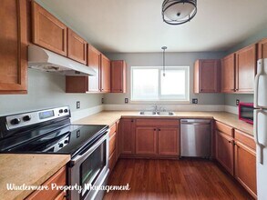 11781 NE Kukas Loop in Kingston, WA - Building Photo - Building Photo