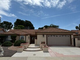 2981 Peach Tree St in Hemet, CA - Building Photo