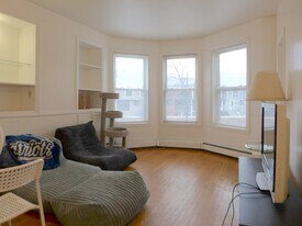 860 Huntington Ave in Boston, MA - Building Photo