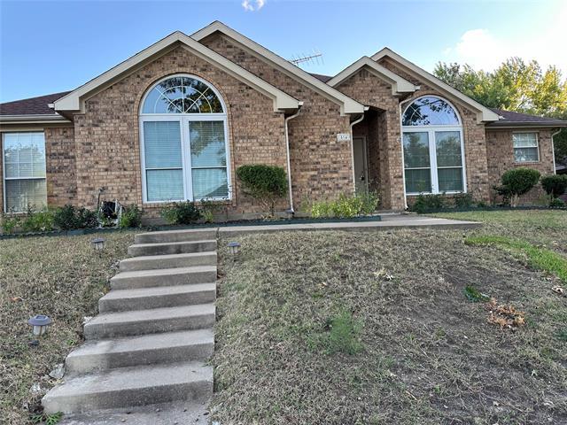 554 Valley View Dr in Lewisville, TX - Building Photo - Building Photo