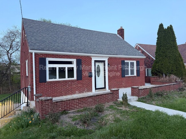 property at 1053 Edward Dr