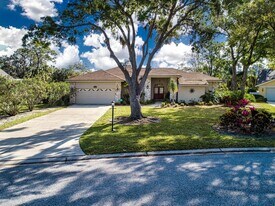 8122 Misty Oaks Blvd in Sarasota, FL - Building Photo