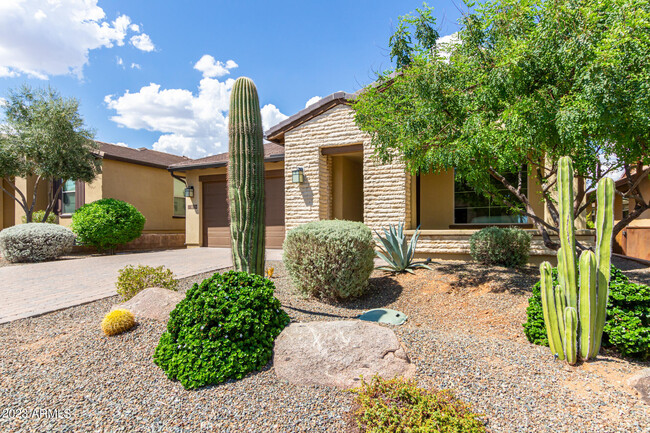 18042 CURVA DE PLATA - in Rio Verde, AZ - Foto de edificio - Building Photo