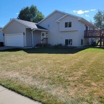 3021 Gypsey Rd in Rapid City, SD - Building Photo