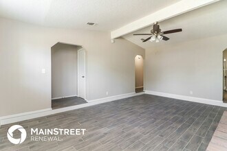4000 School Hill Cir in Arlington, TX - Building Photo - Building Photo