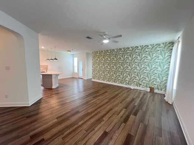 512 Barbary Coast Ln in Jarrell, TX - Building Photo - Building Photo