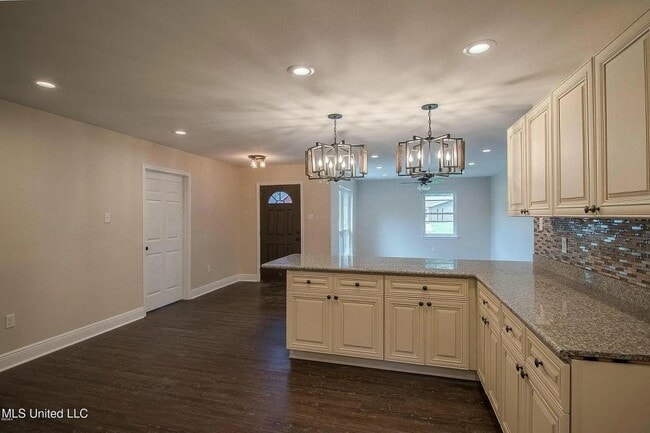 3508 Nunnally St in Gulfport, MS - Building Photo - Building Photo