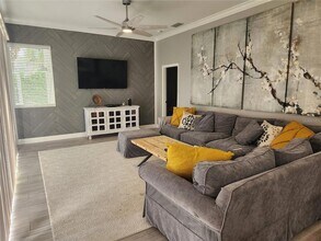 5274 Far Oak Cir in Sarasota, FL - Foto de edificio - Building Photo