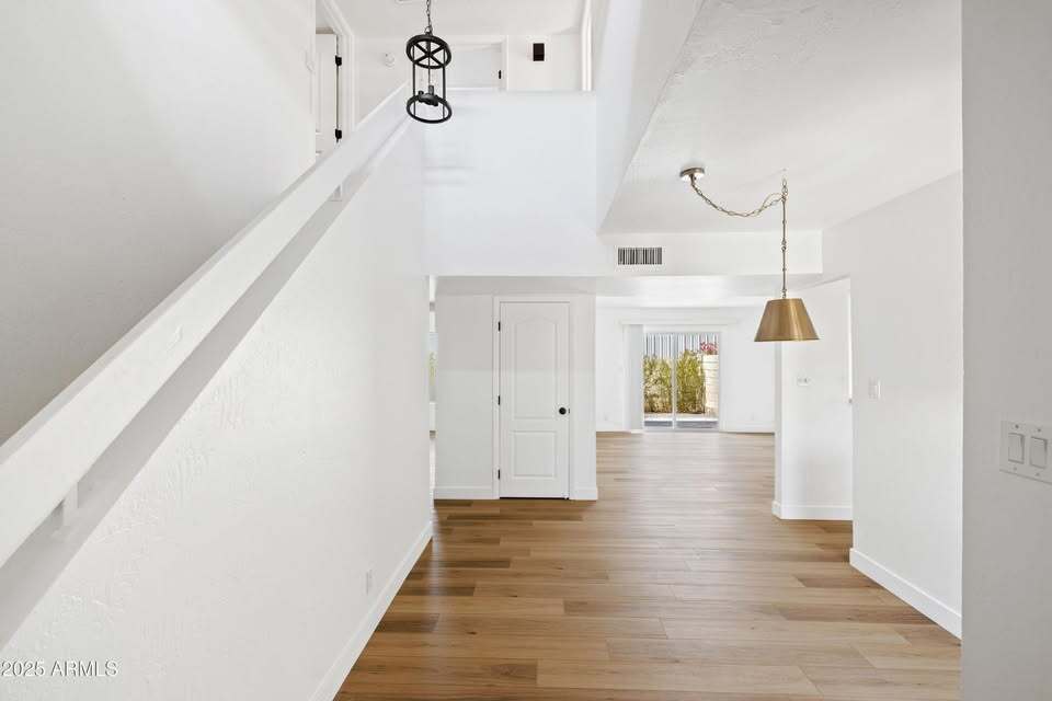 2018 N 51st Way in Phoenix, AZ - Building Photo