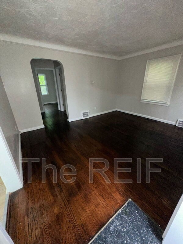 property at 15818 Lappin St