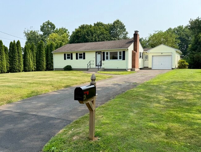 28 James Ave in Southington, CT - Building Photo - Building Photo
